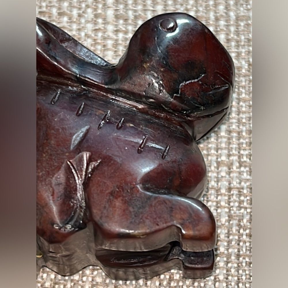 Vintage hand carved rabbit bunny hare figurine natural stone yoga Chinese Zodiac - Picture 9 of 12